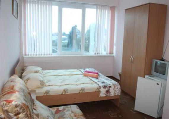 Трёхместный Номер в гостинице Юлия, Лазаревское
