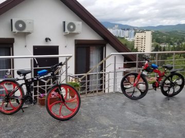 Алушта, ул. Лесная 6, Гостевой дом Лесной на Лазарум